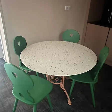 アパートホテル Kempf コルマール